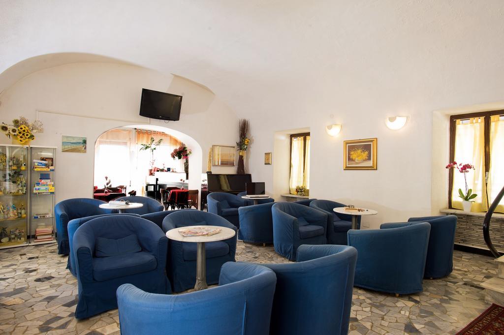 Hotel Lido Pietra Ligure Exterior foto