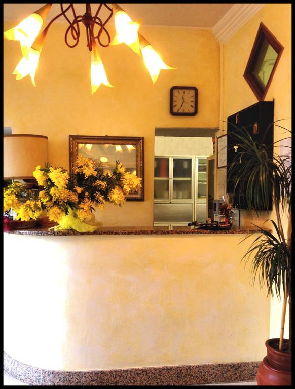 Hotel Lido Pietra Ligure Exterior foto